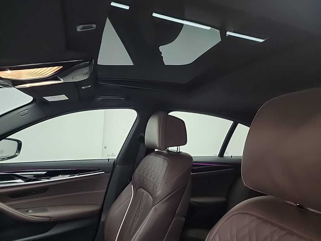 BMW 5 Series 2021 Blanco - Importación desde Corea - HF Imports Iquique - Foto 15
