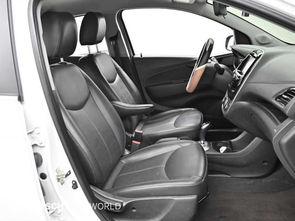 Chevrolet Spark - Vista 10
