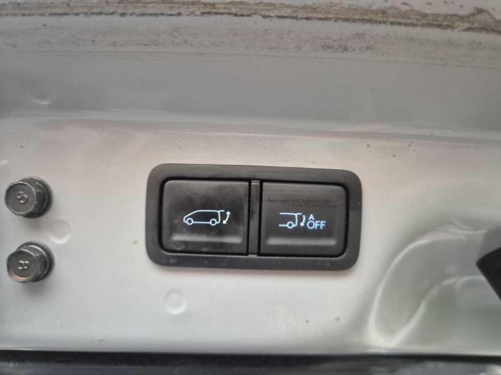 HYUNDAI Staria - Vista 9