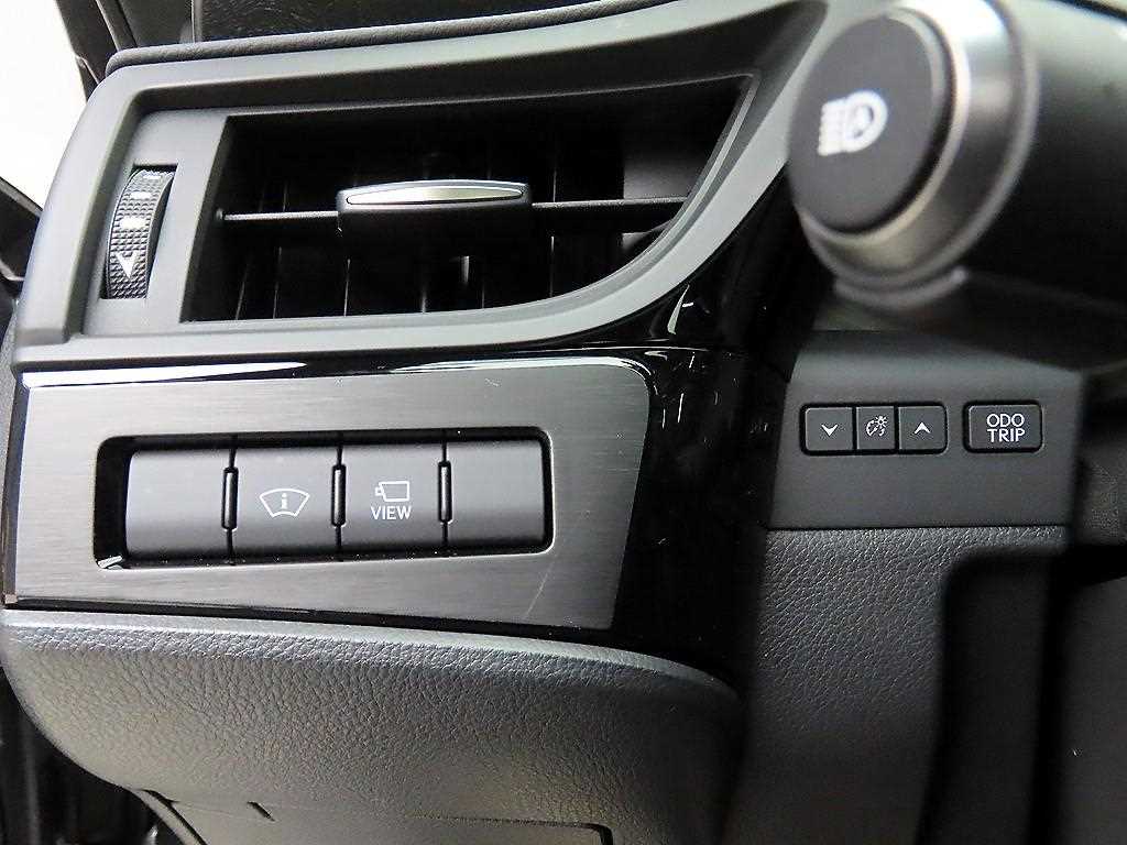 Lexus ES - Vista 12