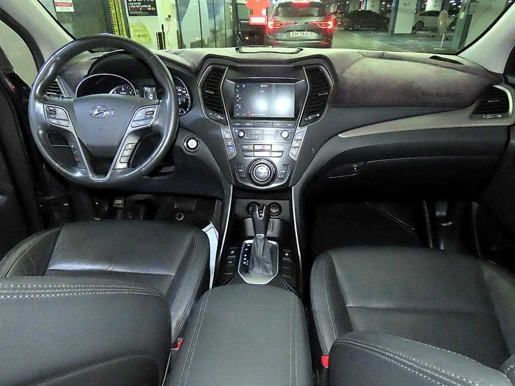 HYUNDAI Maxcruz - Vista 10
