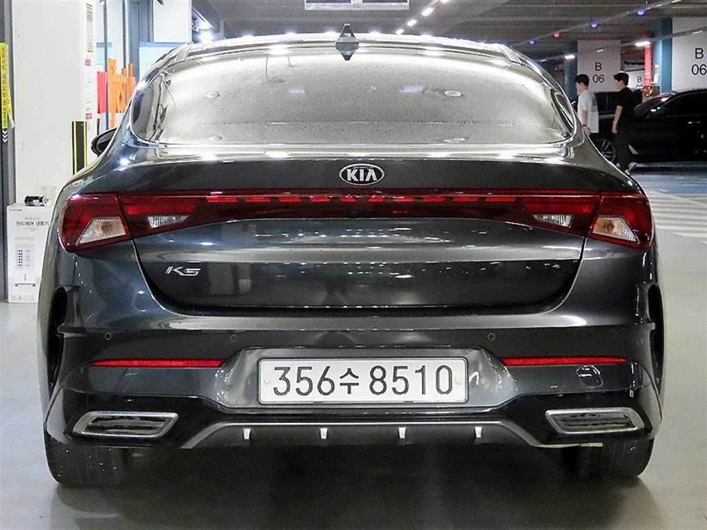 KIA K5 - Vista 5