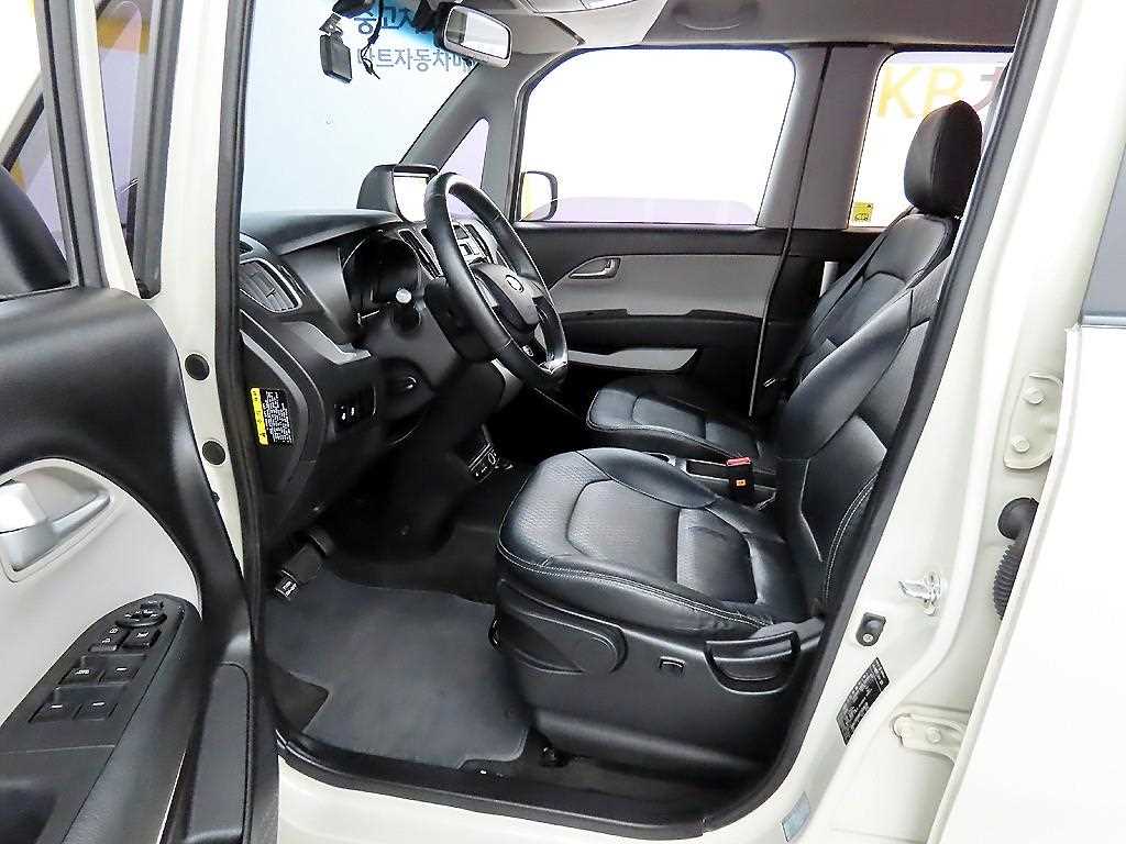 KIA Ray - Vista 5