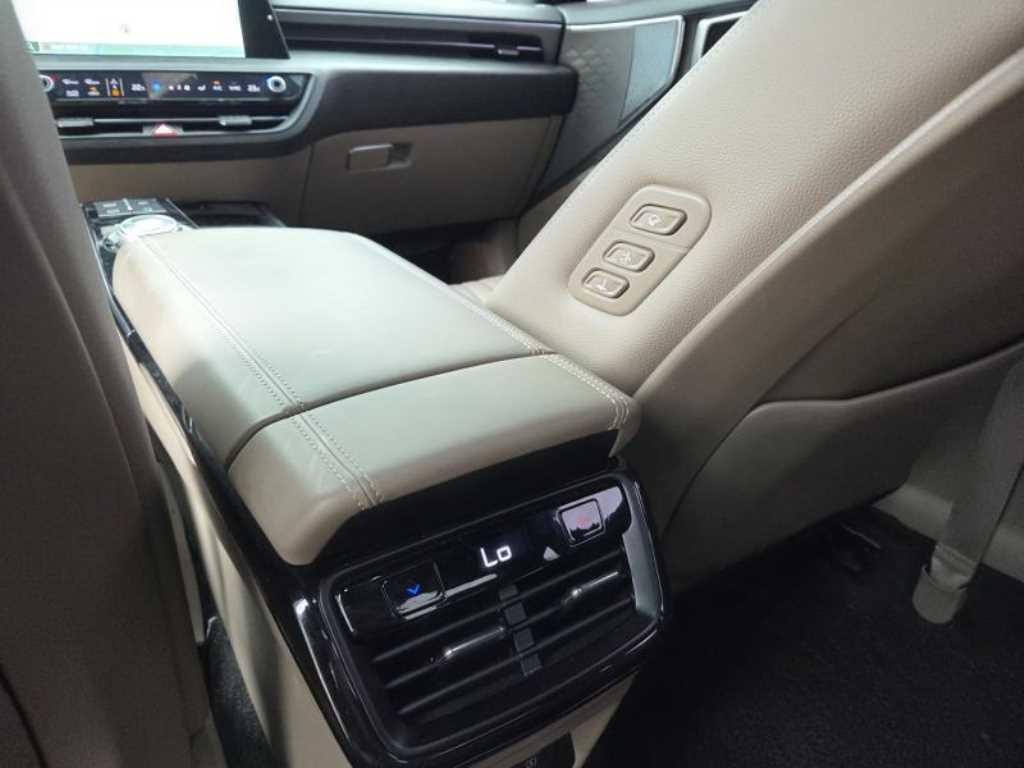 KIA K8 - Vista 11