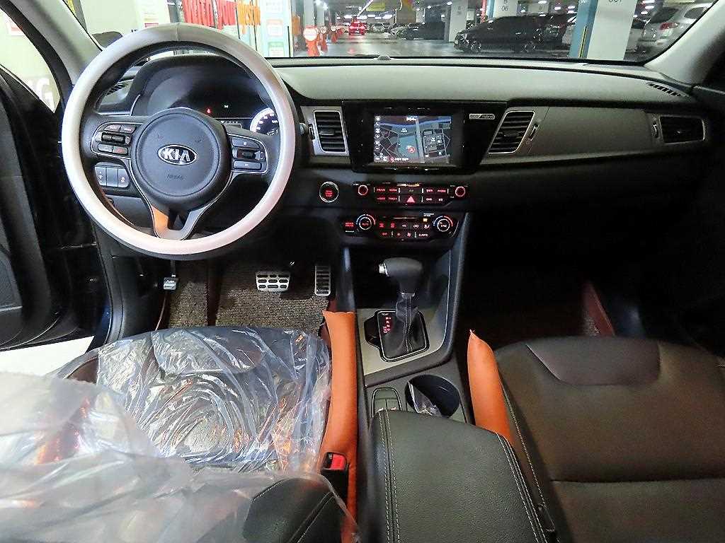 KIA Niro - Vista 10