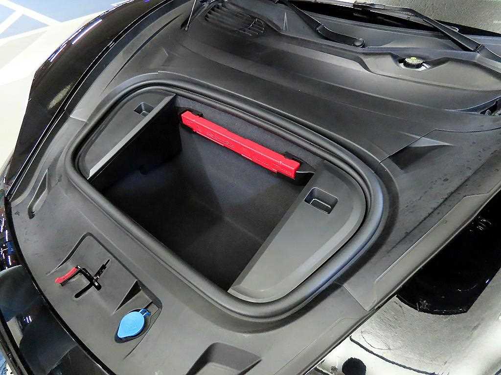 Porsche Taycan 2022 Negro - Importación desde Corea - HF Imports Iquique - Foto 19