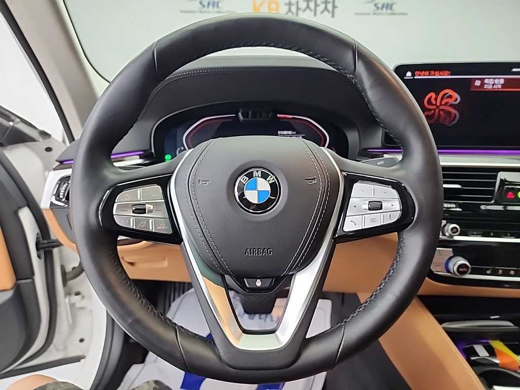 BMW 5 Series - Vista 9