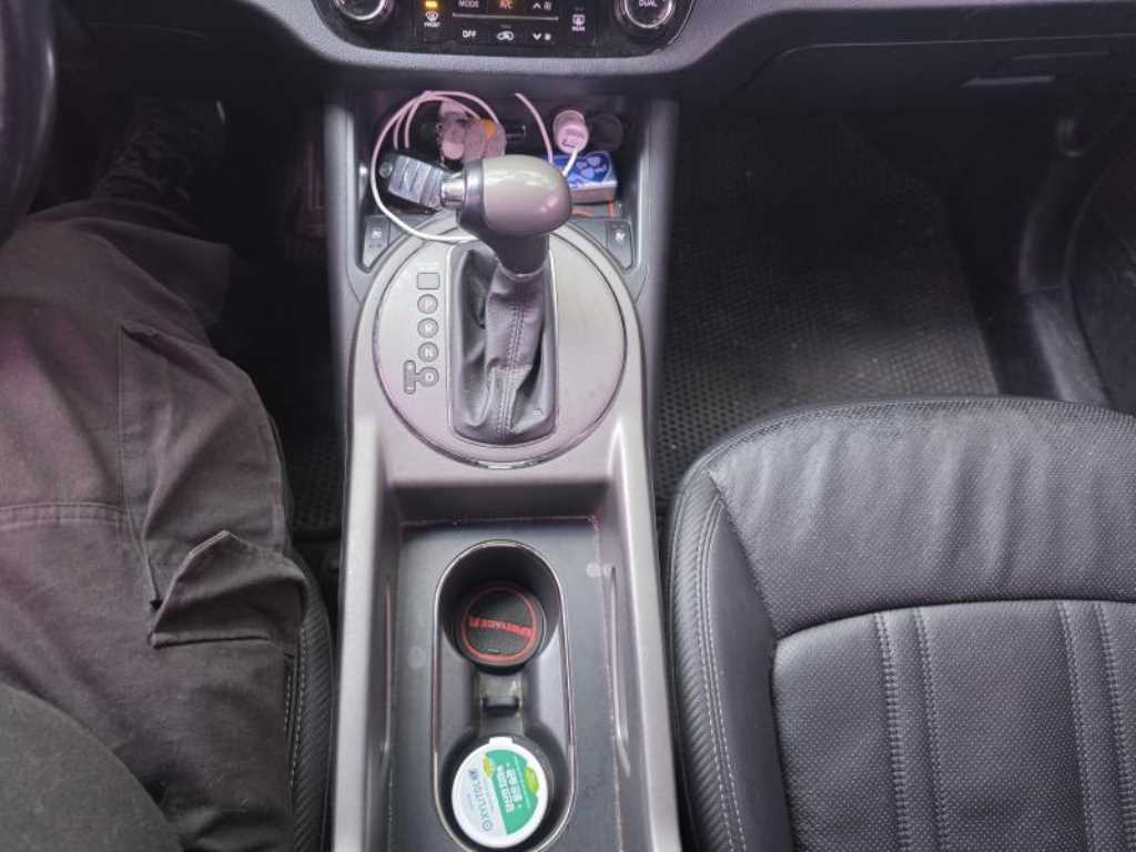 KIA Sportage - Vista 11