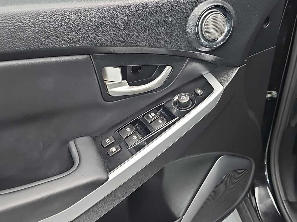 Ssangyong Korando 2016 Negro - Importación desde Corea - HF Imports Iquique - Foto 15