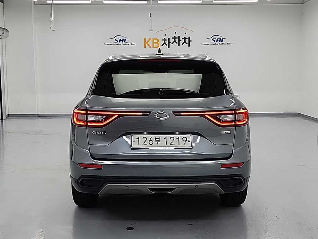SAMSUNG QM6 - Vista 3