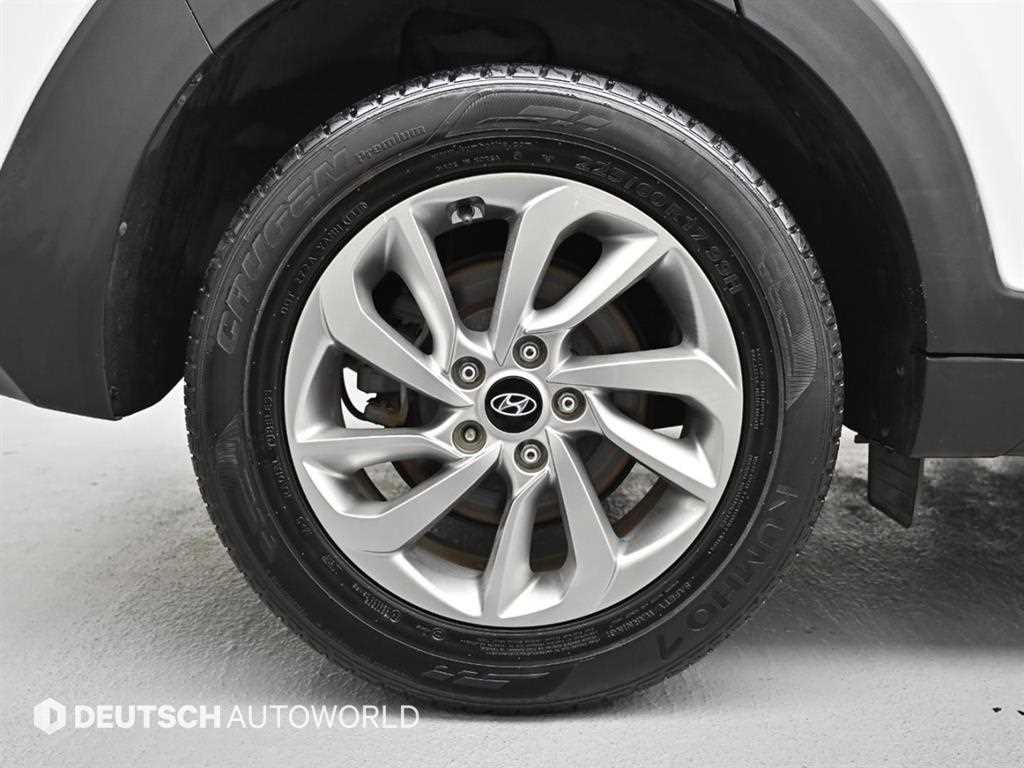 HYUNDAI Tucson - Vista 5