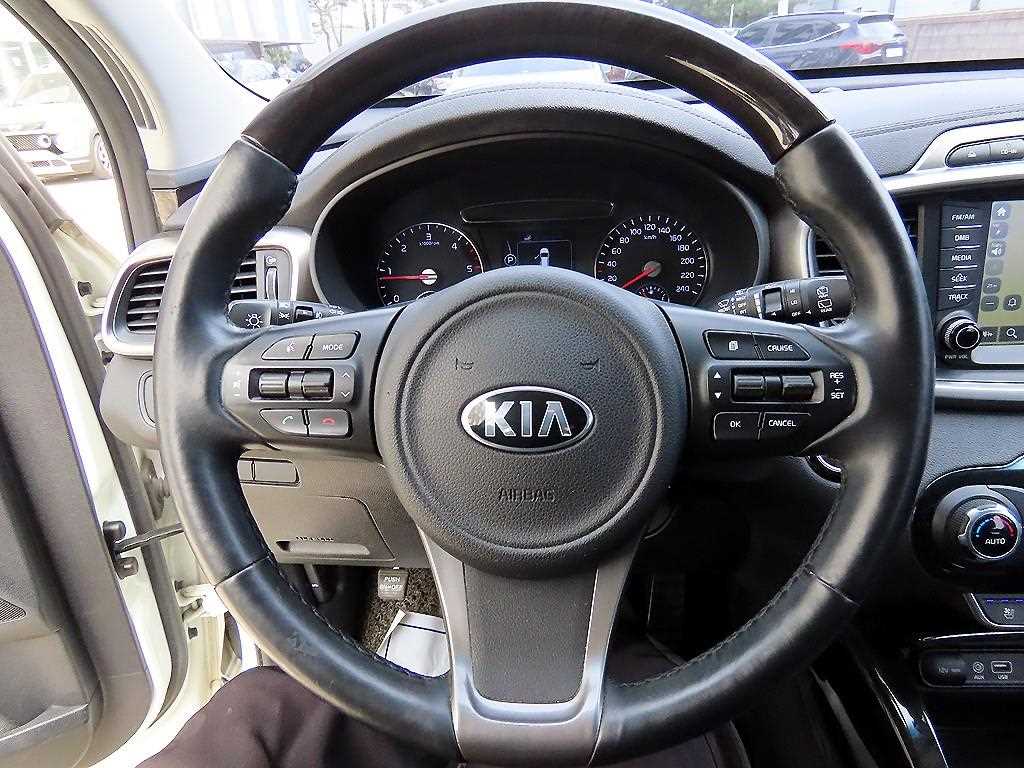 KIA Sorento - Vista 7
