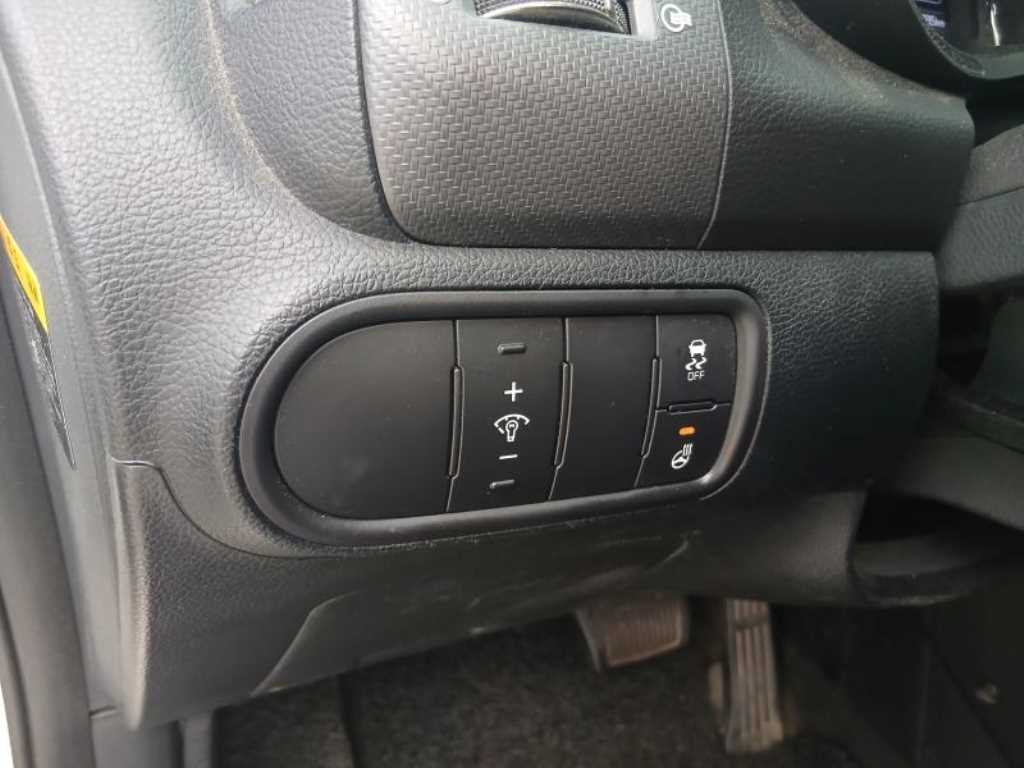 KIA K3 - Vista 10