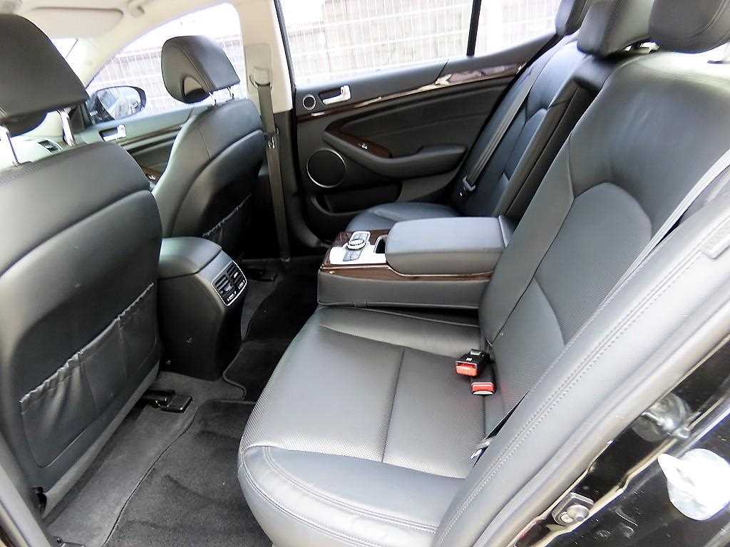 KIA K7 - Vista 6