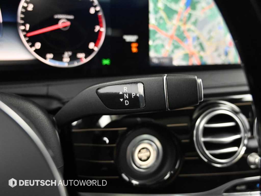 Mercedes Benz S Class - Vista 9