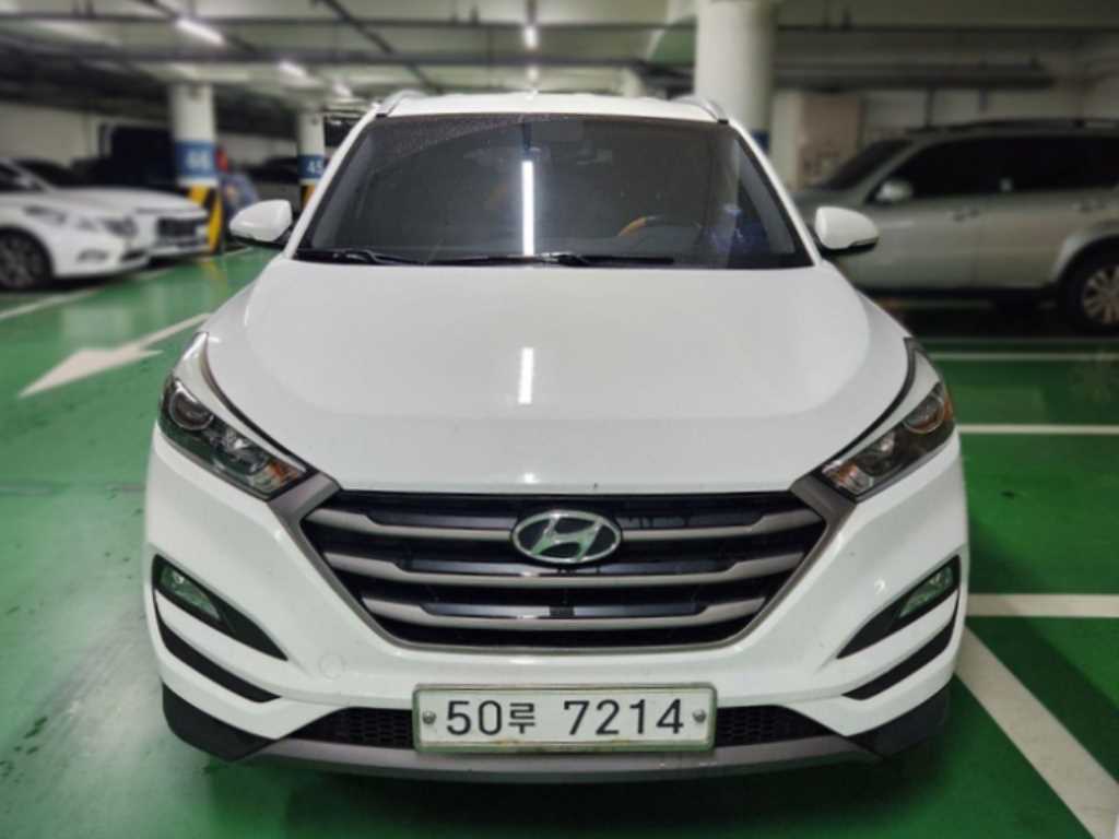 HYUNDAI Tucson 2016 Blanco - Importación desde Corea - HF Imports Iquique - Foto 1