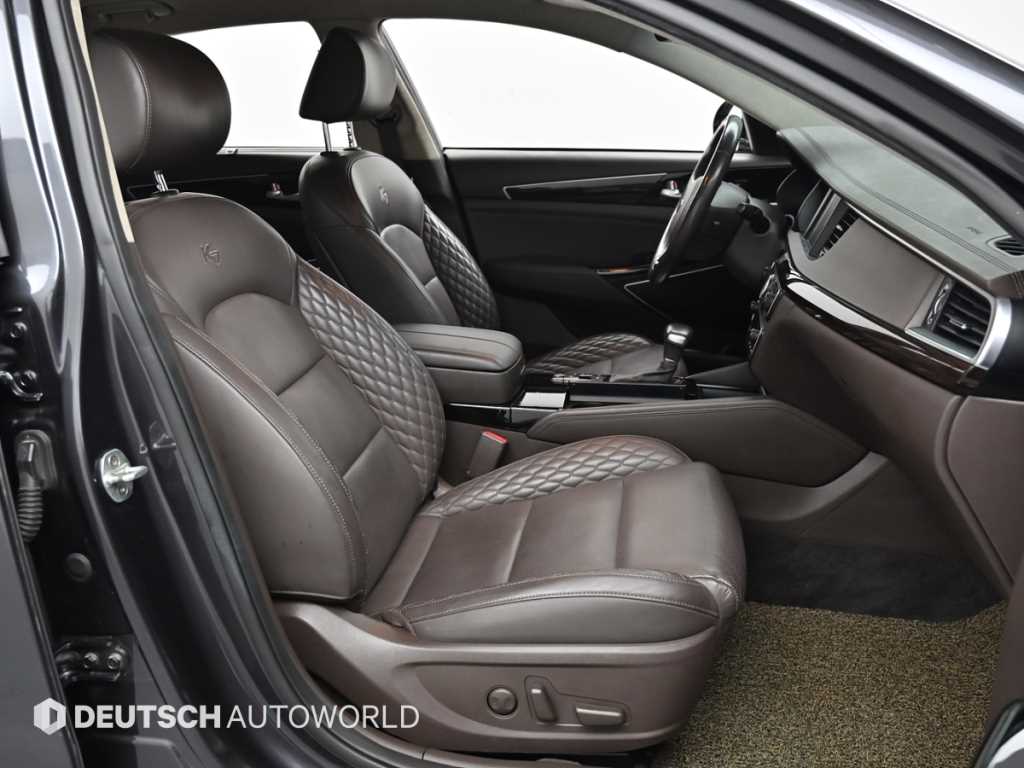KIA K7 - Vista 10
