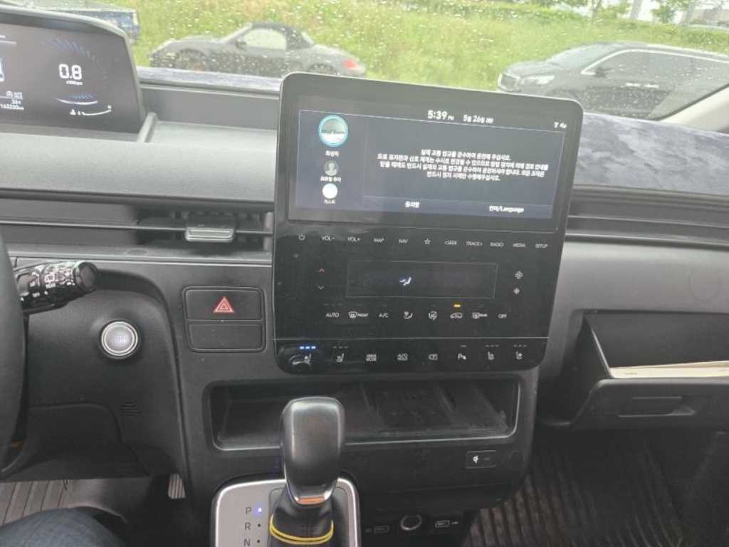 HYUNDAI Staria - Vista 5