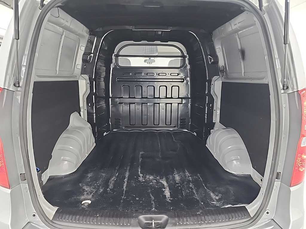 HYUNDAI Starex 2021 Plateado - Importación desde Corea - HF Imports Iquique - Foto 18