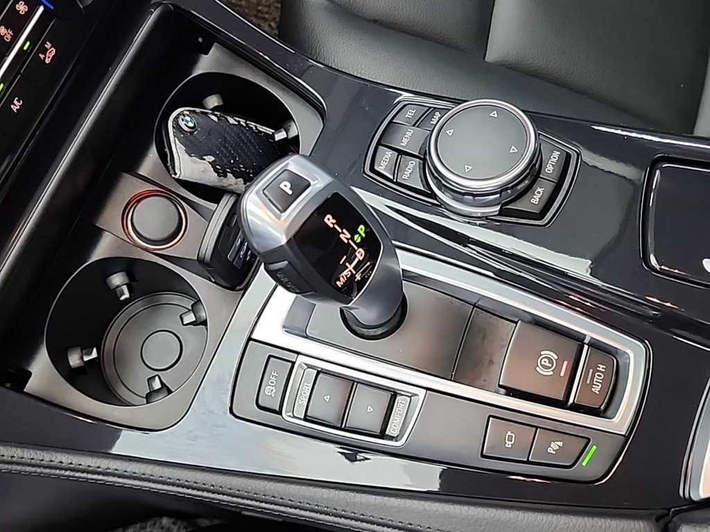 BMW 5 Series - Vista 8