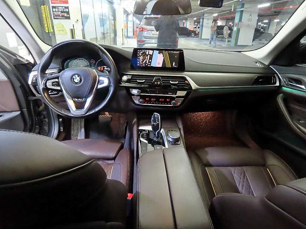 BMW 5 Series - Vista 10