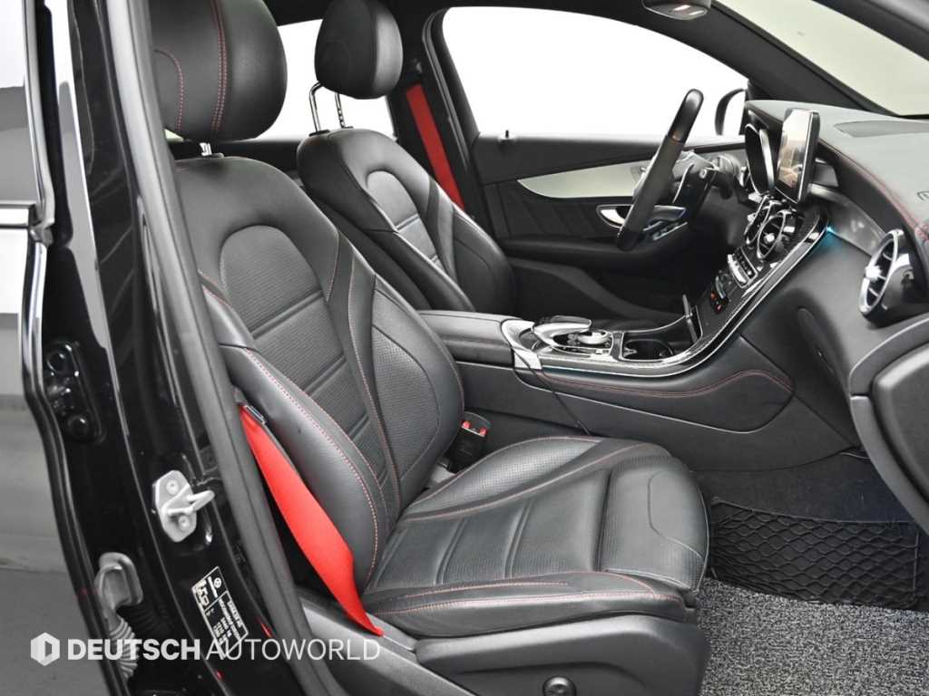 Mercedes Benz GLC Class - Vista 10