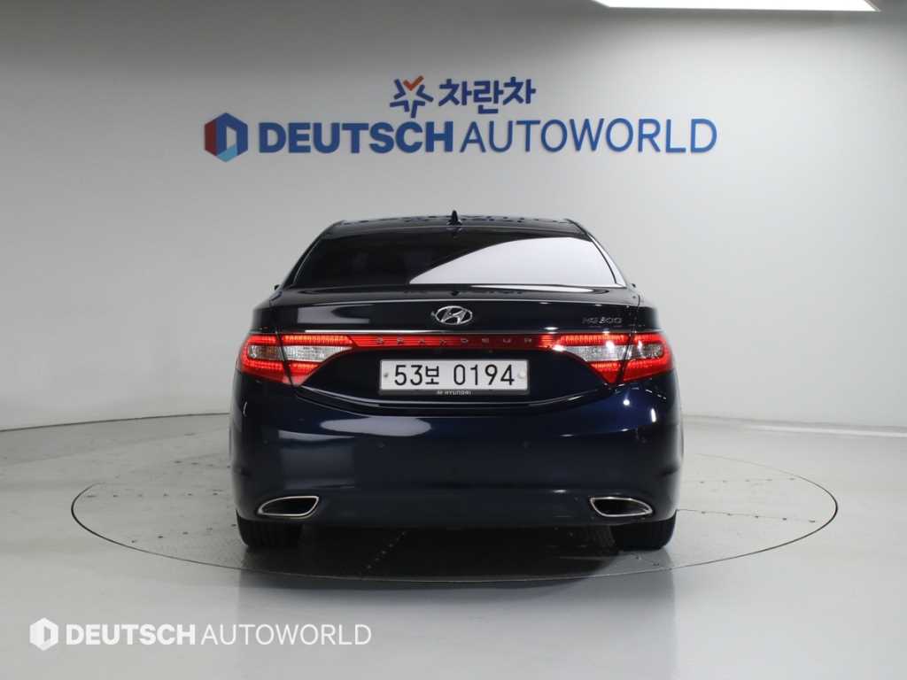HYUNDAI Grandeur - Vista 4
