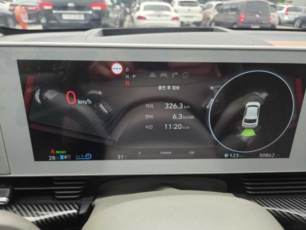 HYUNDAI Ioniq 5 - Vista 6