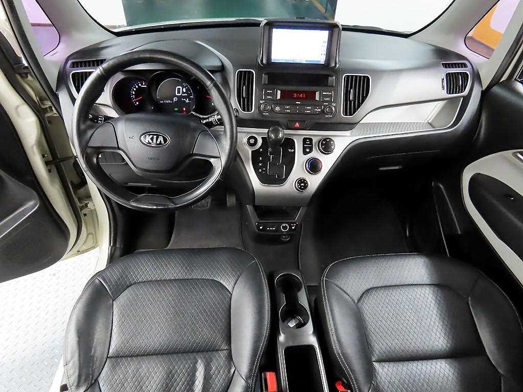 KIA Ray - Vista 7