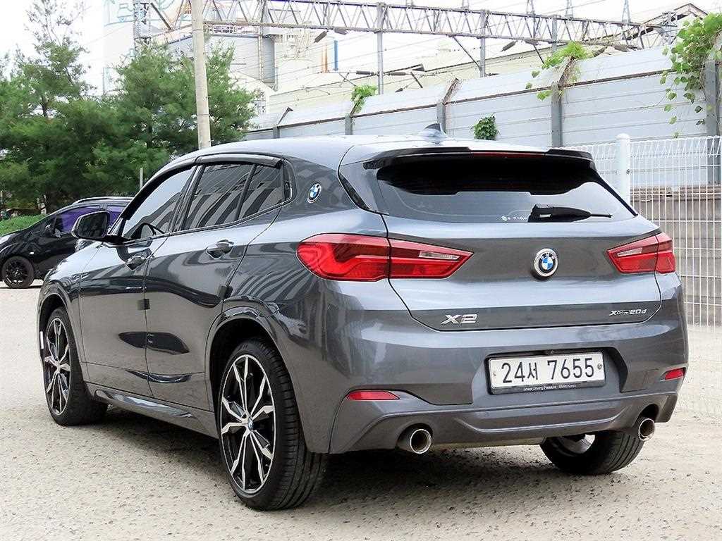 BMW X2 - Vista 3