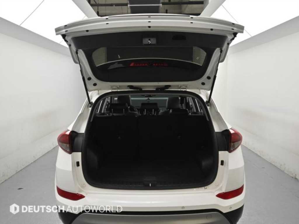 HYUNDAI Tucson 2017 Blanco - Importación desde Corea - HF Imports Iquique - Foto 19