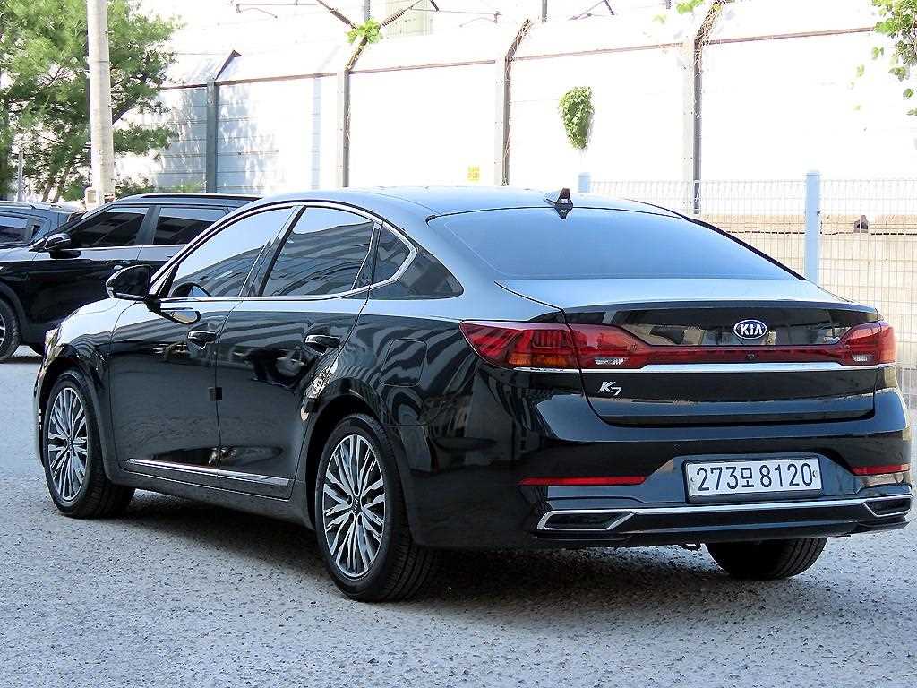 KIA K7 - Vista 3