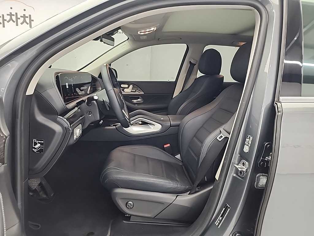 Mercedes Benz GLE Class - Vista 11