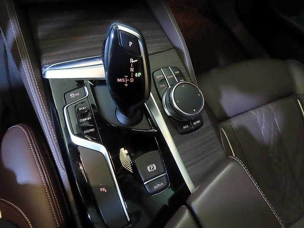 BMW 5 Series - Vista 12