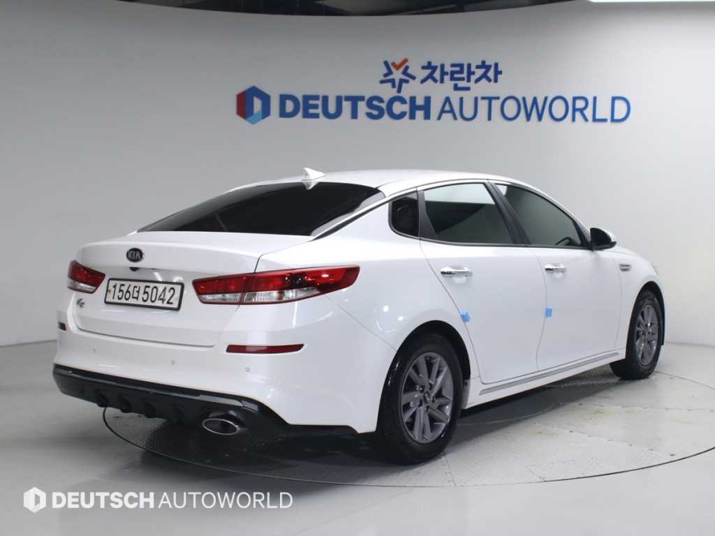 KIA K5 - Vista 2