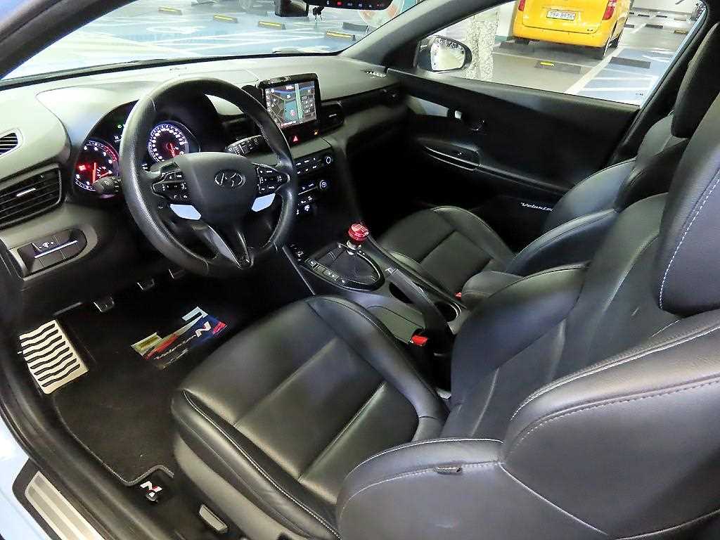 HYUNDAI Veloster - Vista 10