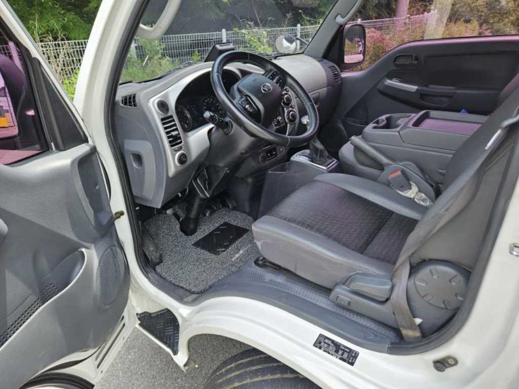 Small Truck Cargo (small) 2022 Blanco - Importación desde Corea - HF Imports Iquique - Foto 14