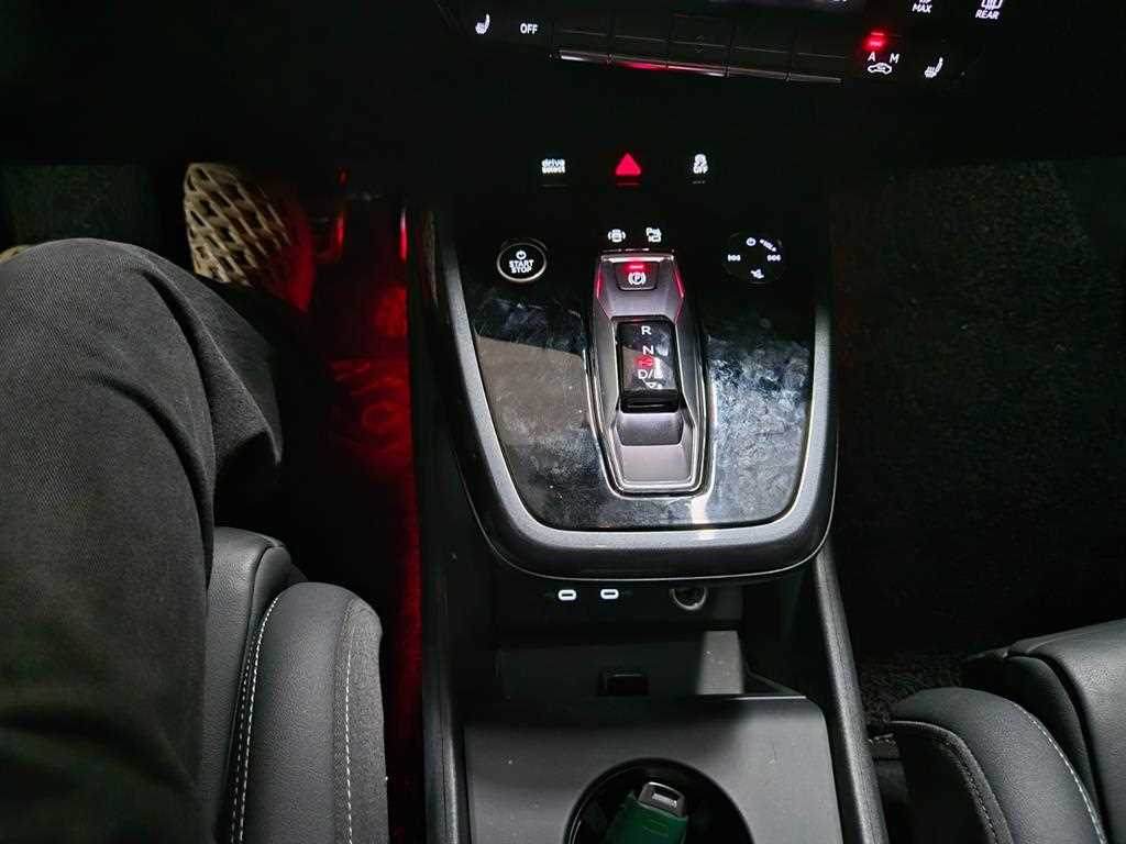 Audi Q4 - Vista 11
