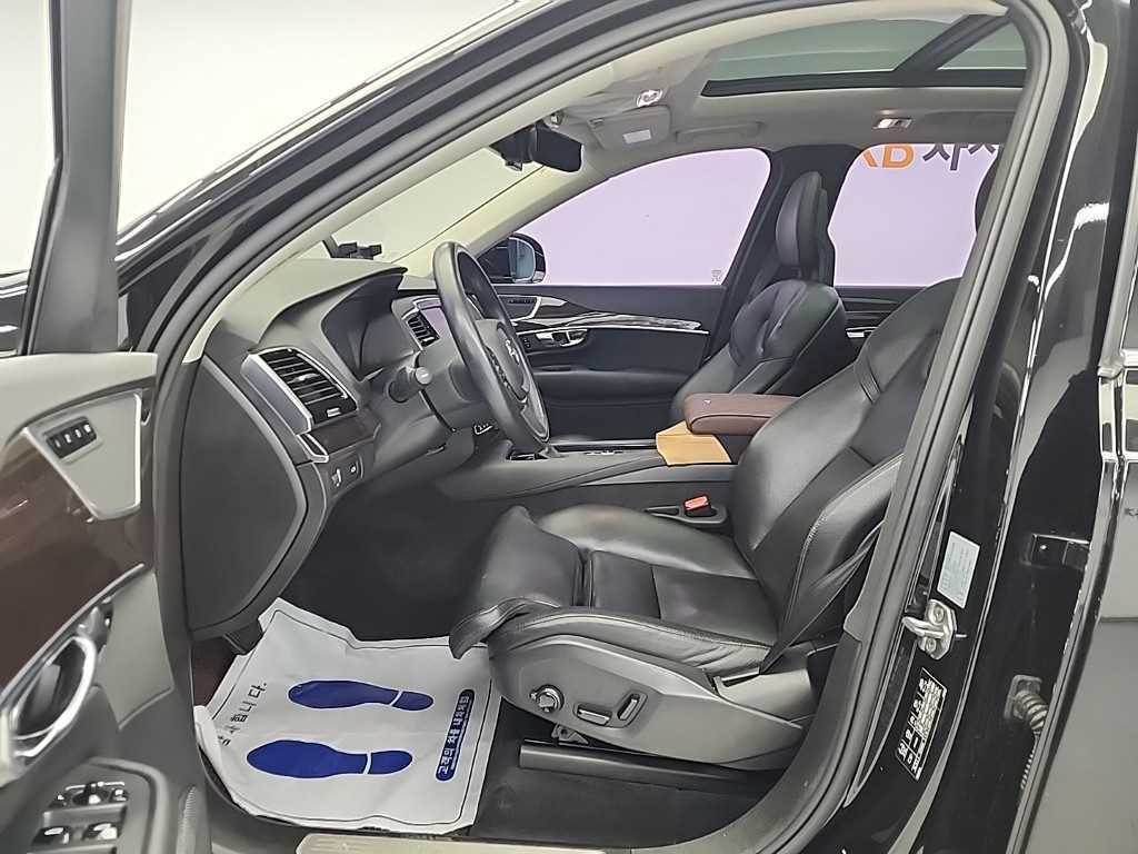 Volvo XC90 - Vista 11