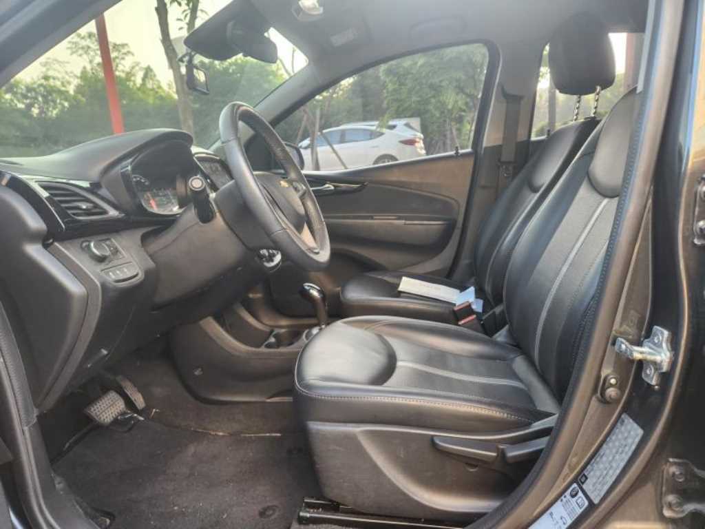 Chevrolet Spark - Vista 11