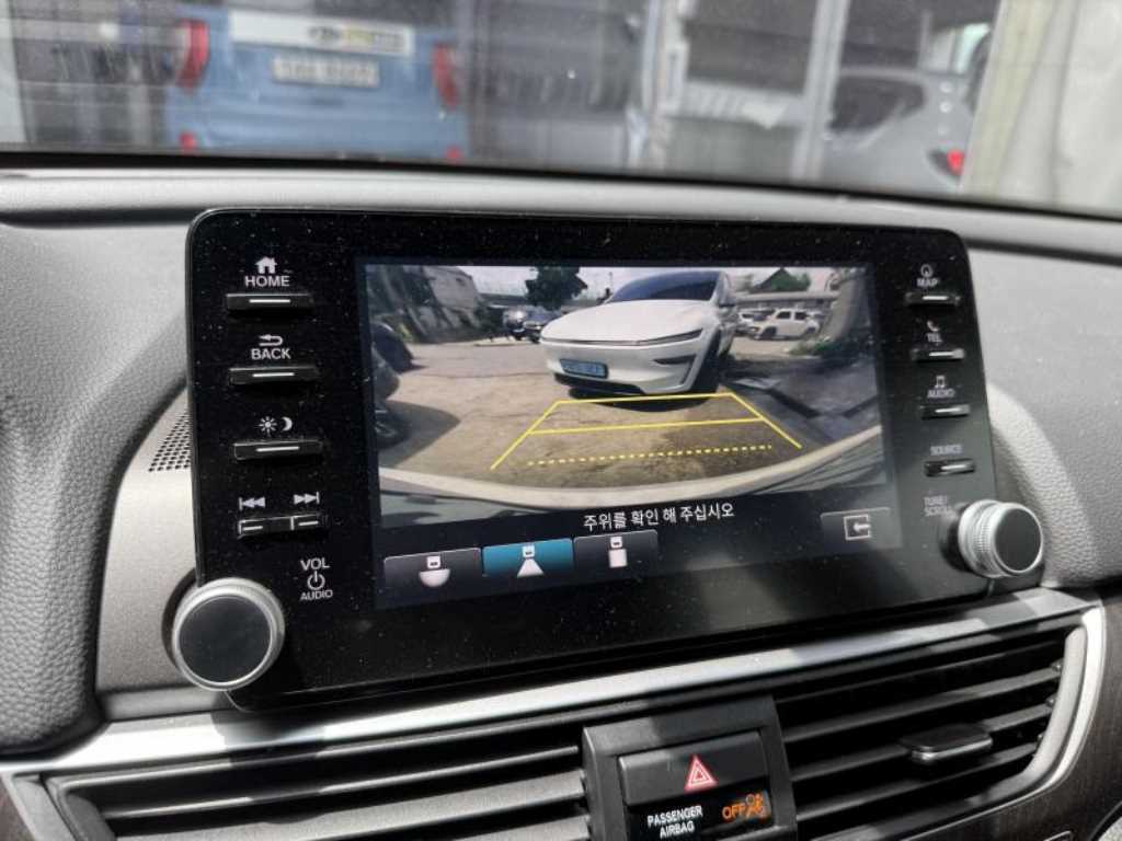 Honda Accord - Vista 10