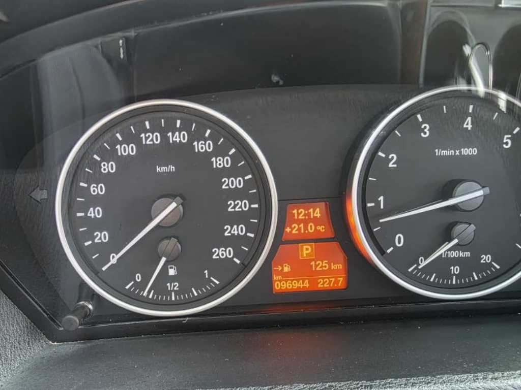 BMW X5 2011 Plateado - Importación desde Corea - HF Imports Iquique - Foto 20