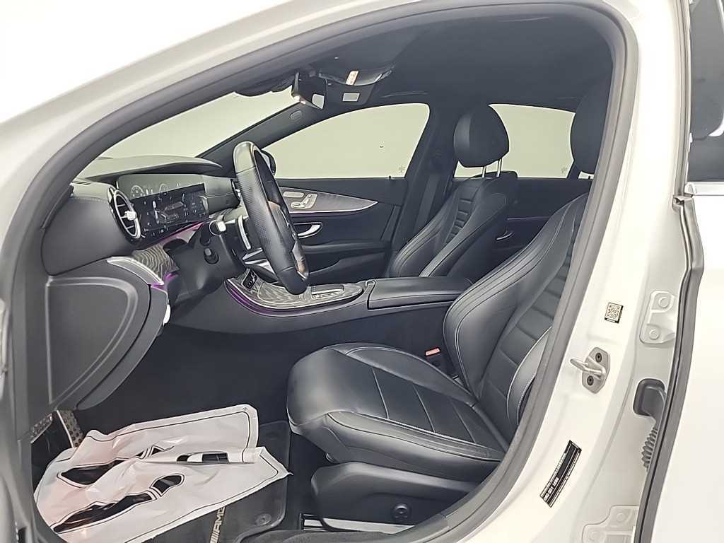 Mercedes Benz E class - Vista 11