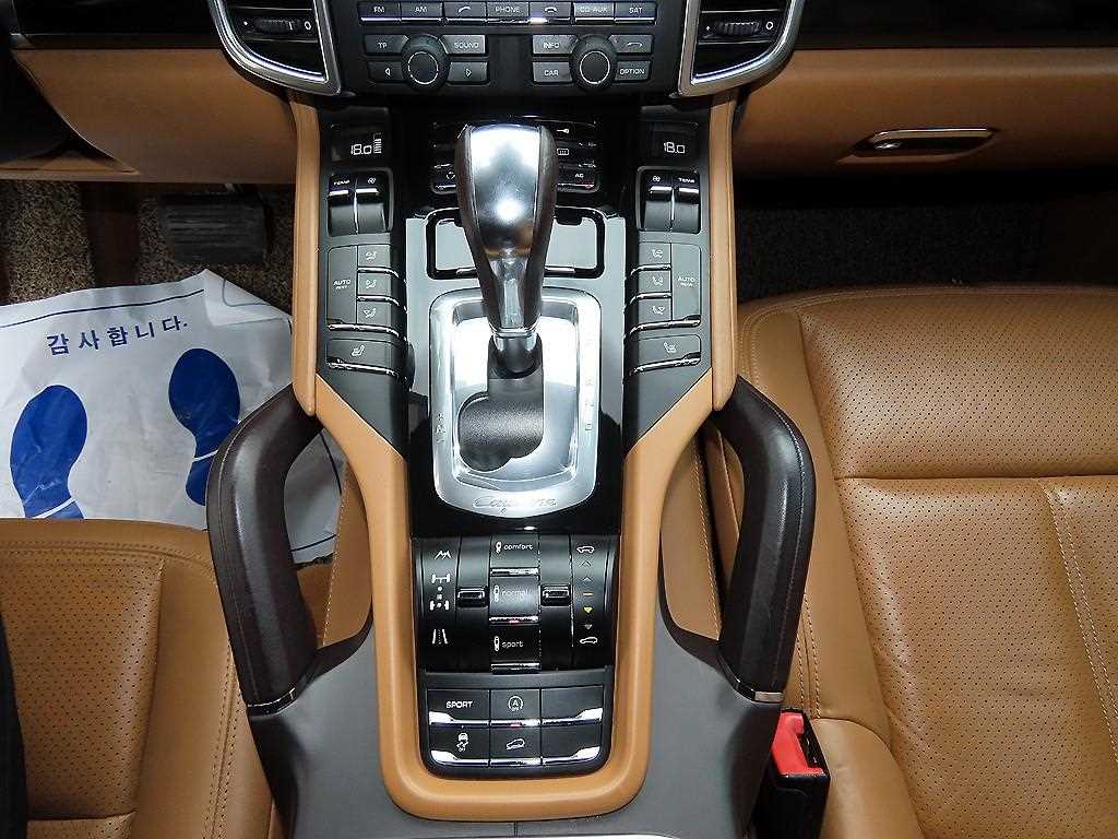 Porsche Cayenne - Vista 10
