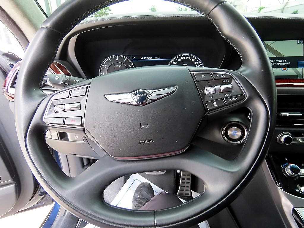 Genesis EQ900 - Vista 8