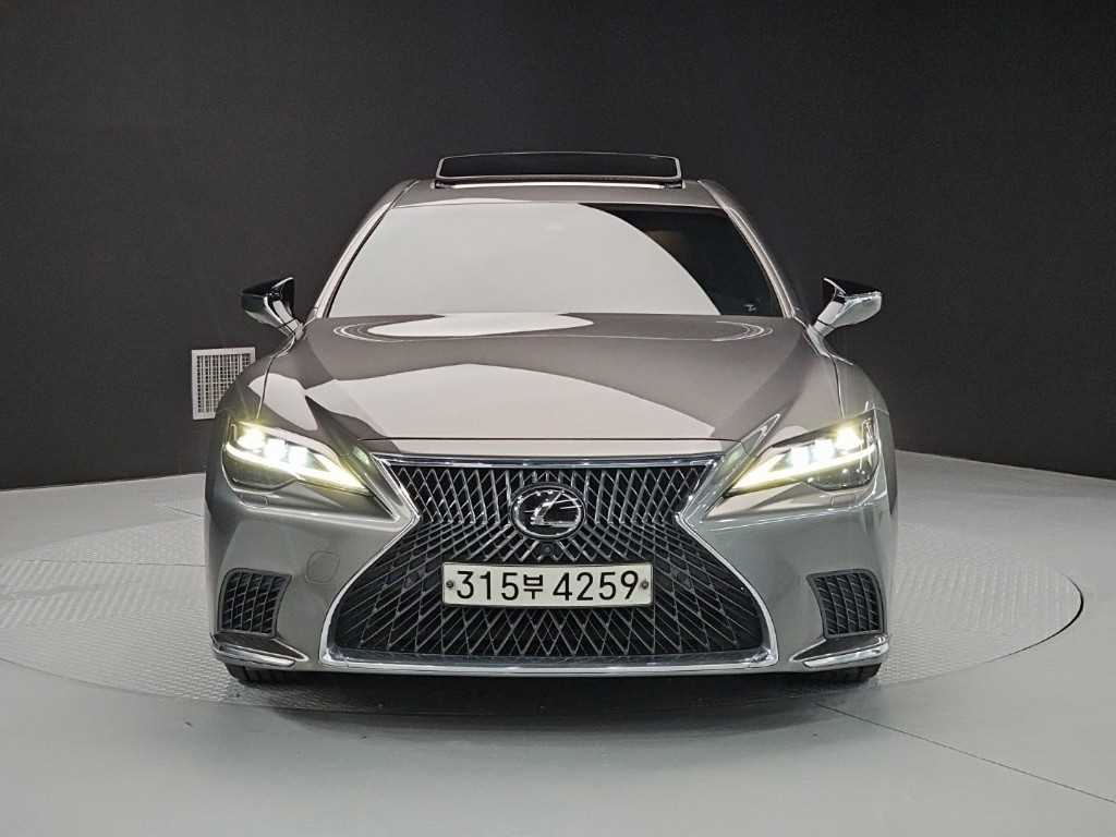 Lexus LS - Vista 2