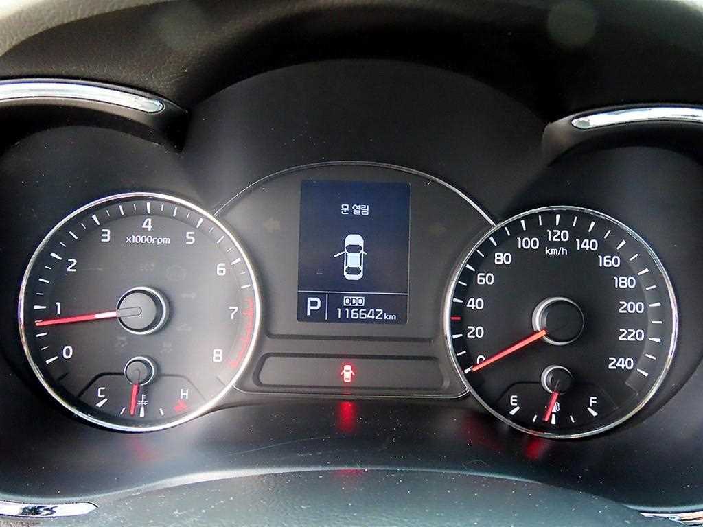 KIA K3 - Vista 8