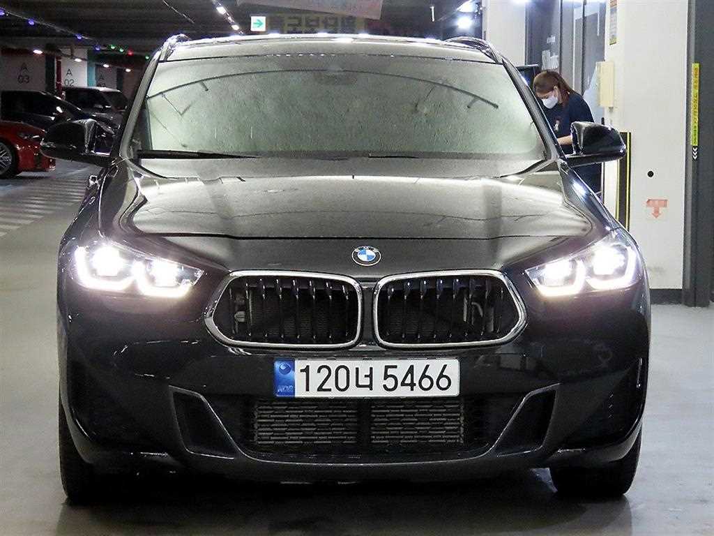 BMW X2 - Vista 2