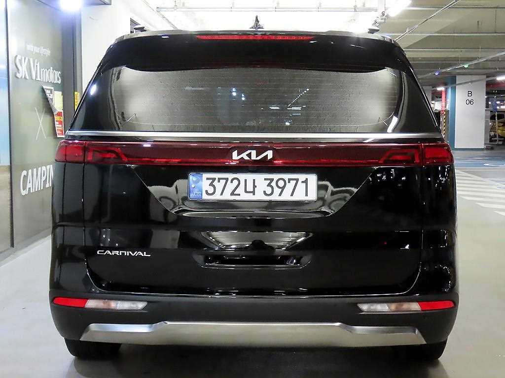 KIA Carnival - Vista 5