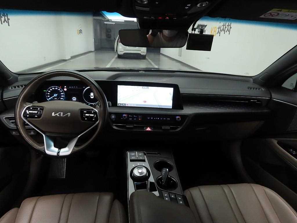 KIA K8 - Vista 6